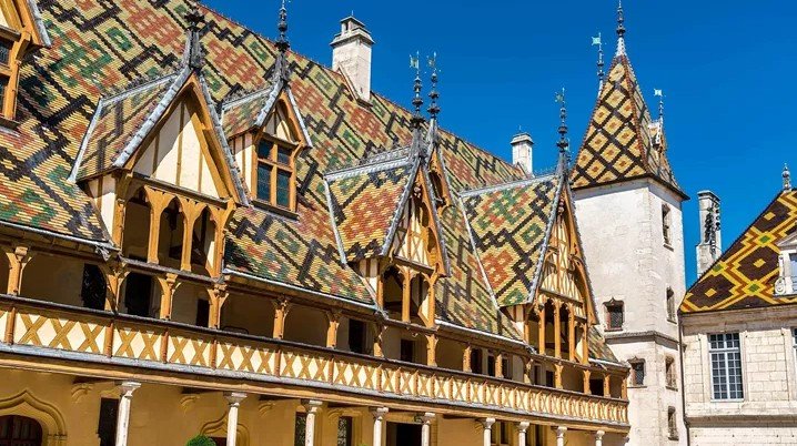 第 16 天 ： 穿越勃艮第到巴黎  里昂  博讷  巴黎