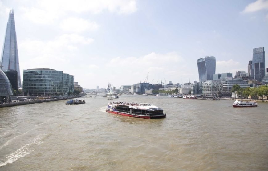 伦敦：泰晤士河下午茶游船