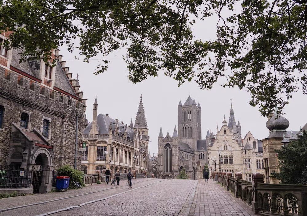 第 4 天：根特和布鲁日  